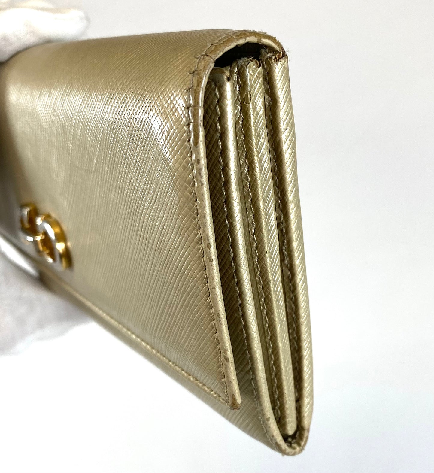Ferragamo long wallet Authentic AA490