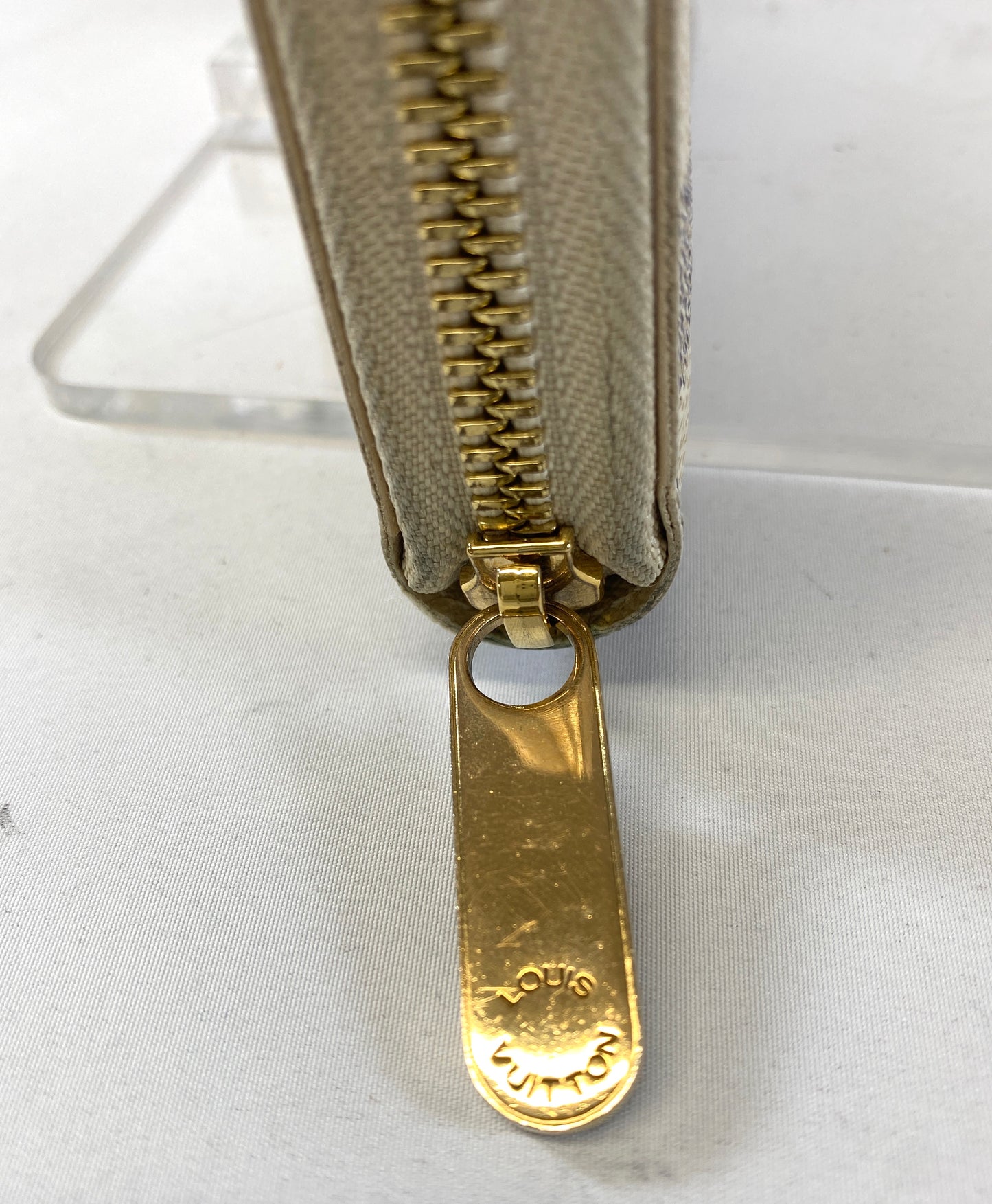 Louis-Vuitton Damier Azur Zippy Wallet Authentic AA540