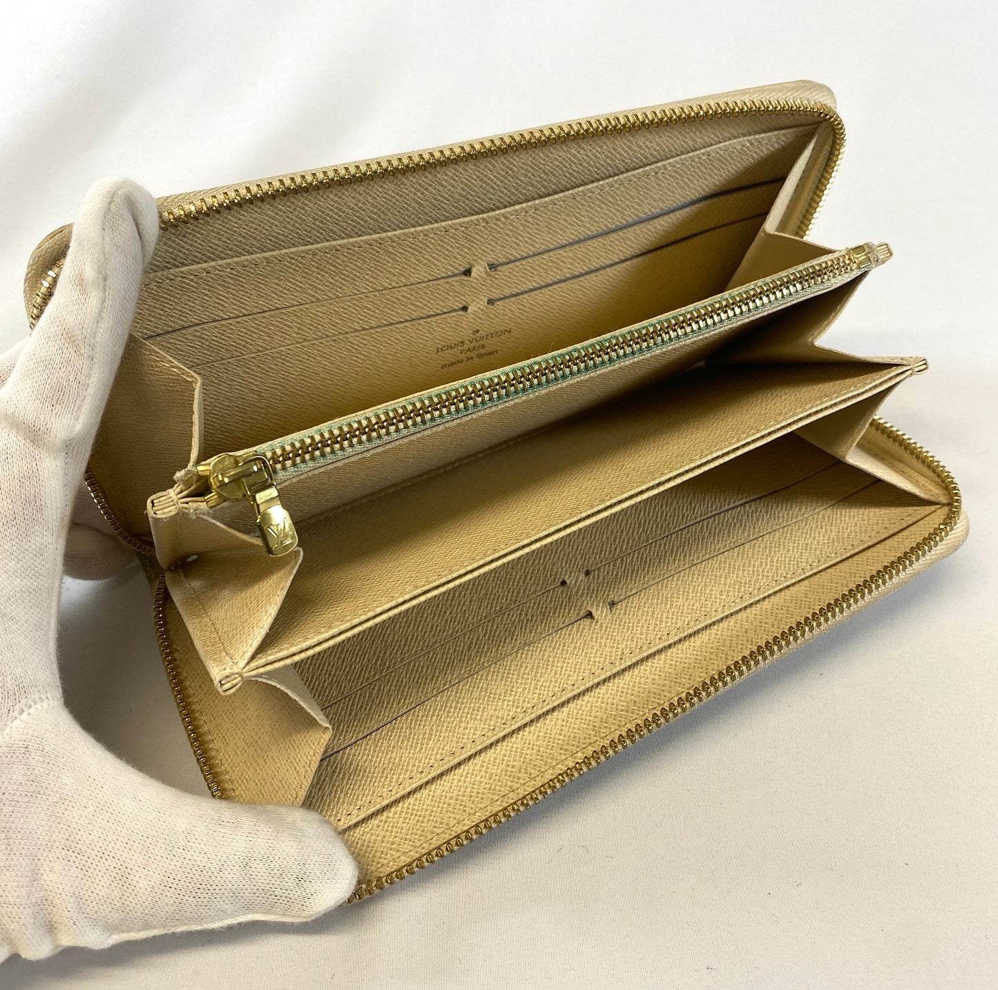 Louis-Vuitton Damier Azur Zippy Wallet Authentic AA540