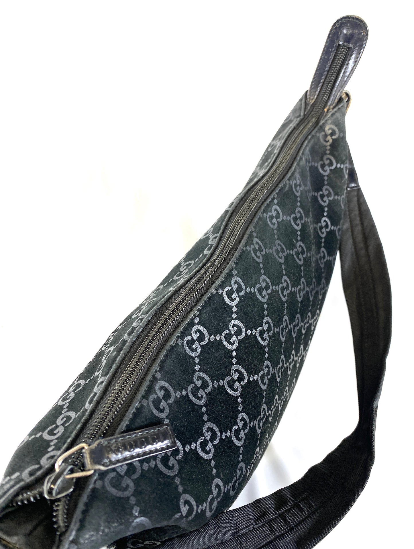 GUCCI One Shoulder Bag GG Black Authentic AA530