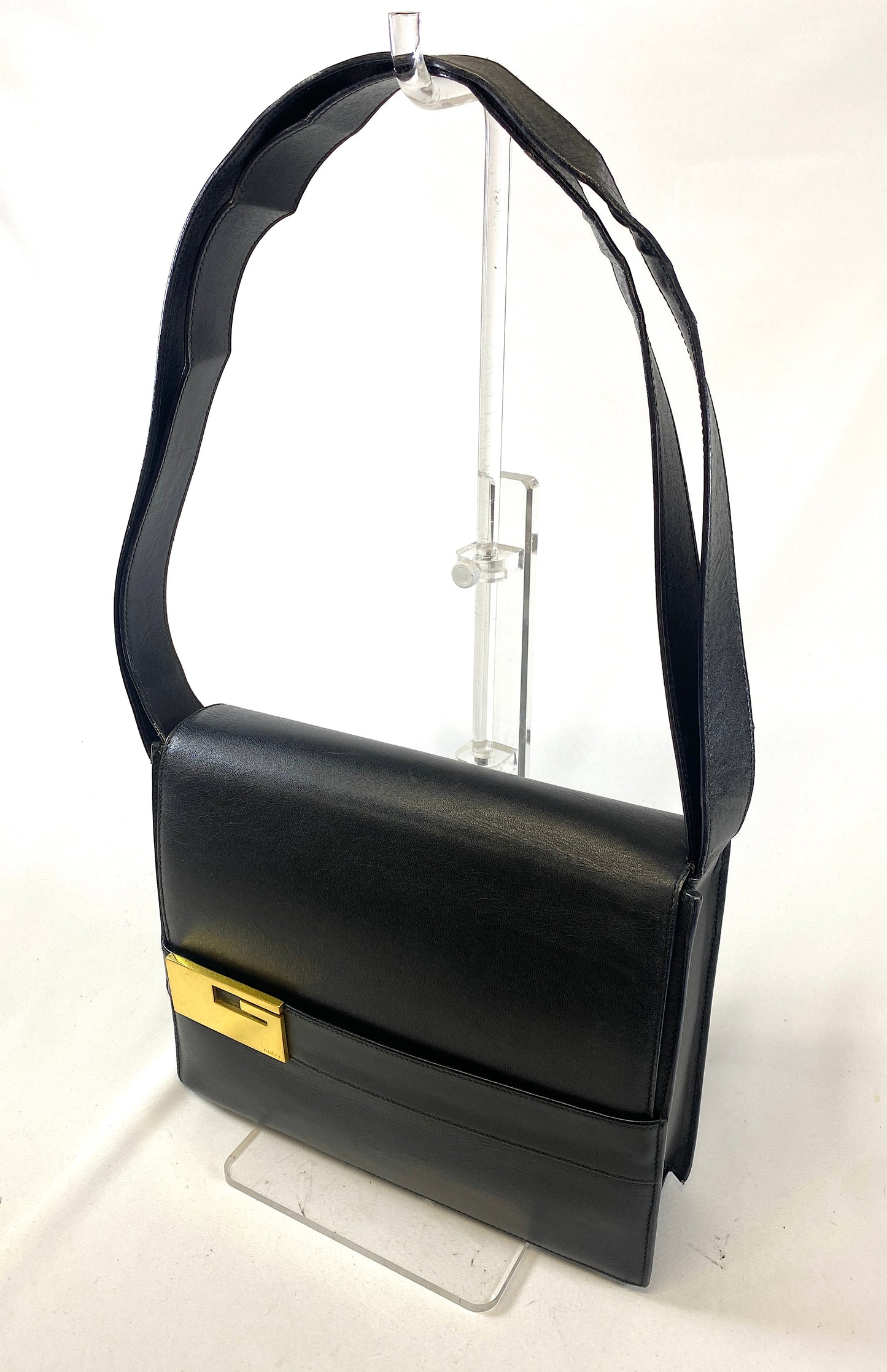 Vintage GUCCI Shoulder Bag G Hardware Leather Authentic AA610