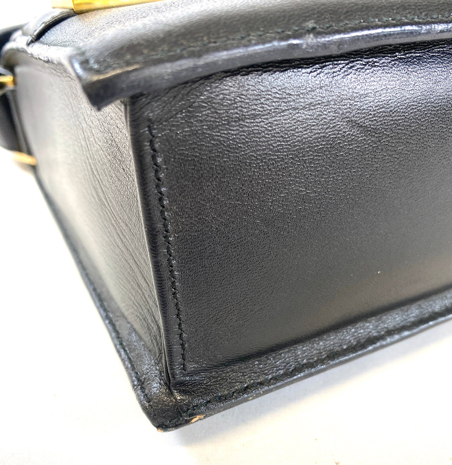 Vintage GUCCI Shoulder Bag G Hardware Leather Authentic AA610
