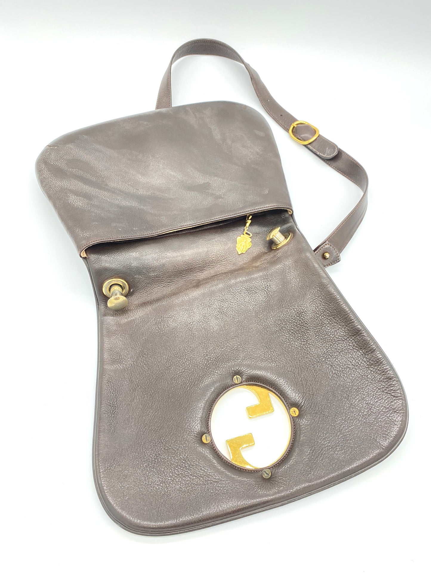 Vintage GUCCI GG Gold Interlocking Shoulder Bag Authentic AA641