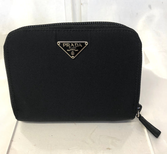 PRADA Round Zip wallet logo plate Authentic AA425