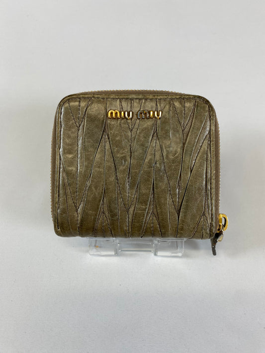 MIU MIU Leather Bi-fold Wallet Authentic AA488