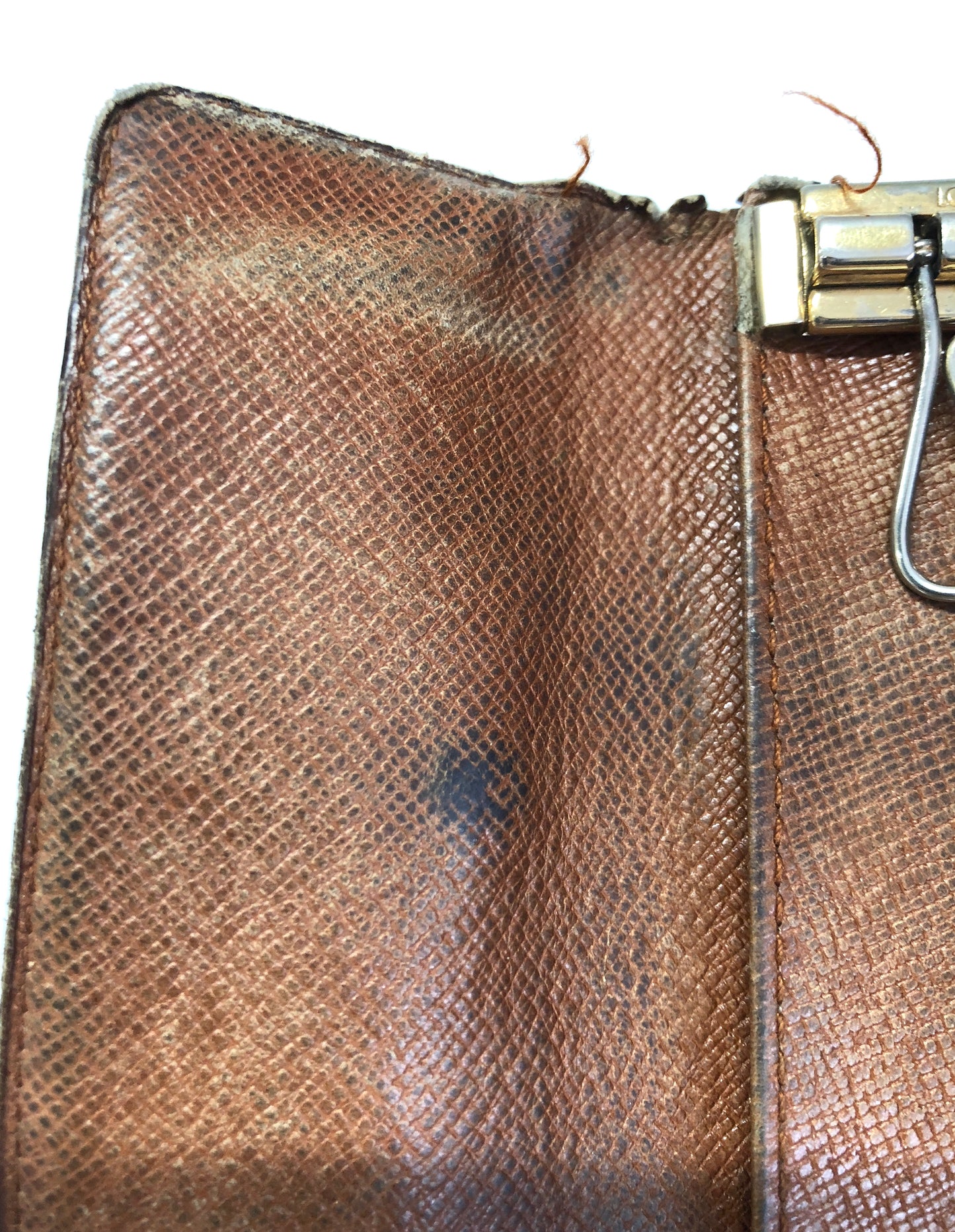 Louis-Vuitton Key Case Multicle 4 Monogram Authentic AA497