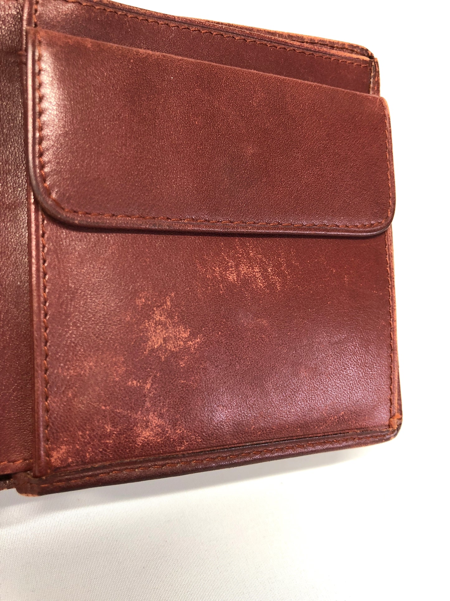 Cartier Mastline Leather Bi-fold Wallet Authentic AA486