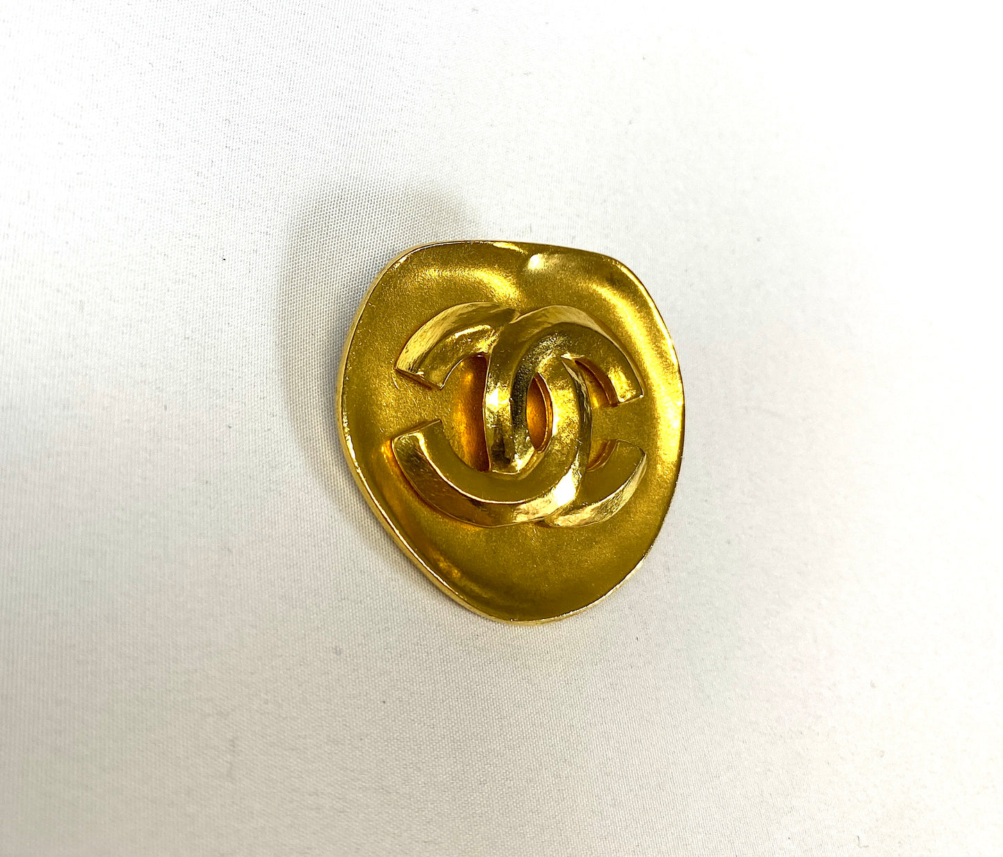 CHANEL Coco Mark Brooch Authentic AA397