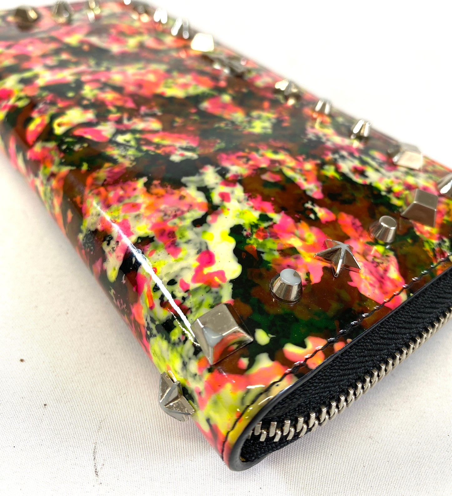 Christian Louboutin Round Zip Wallet Flower Multicolor Patent Authentic AA585