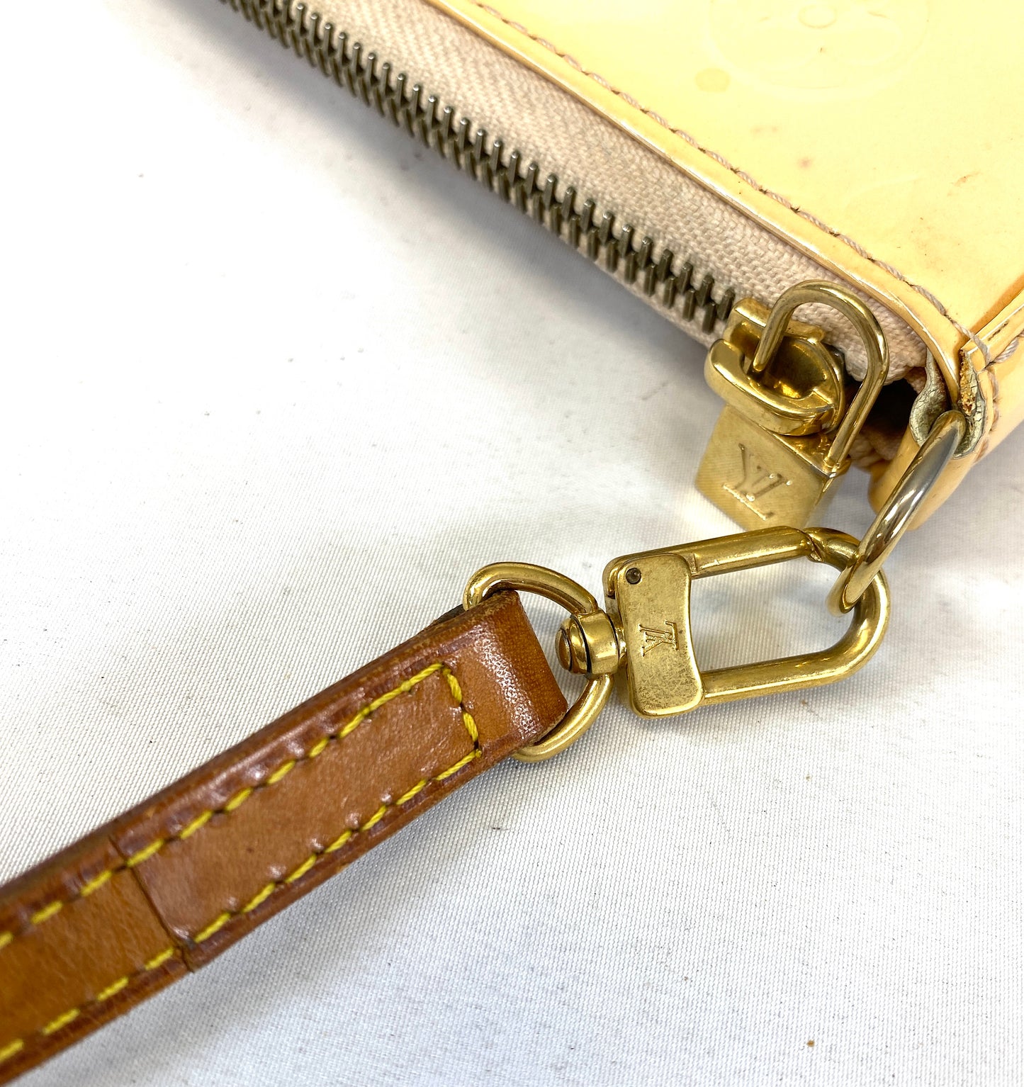 Louis-Vuitton Vernis Mallory Square Shoulder Bag Authentic AA592