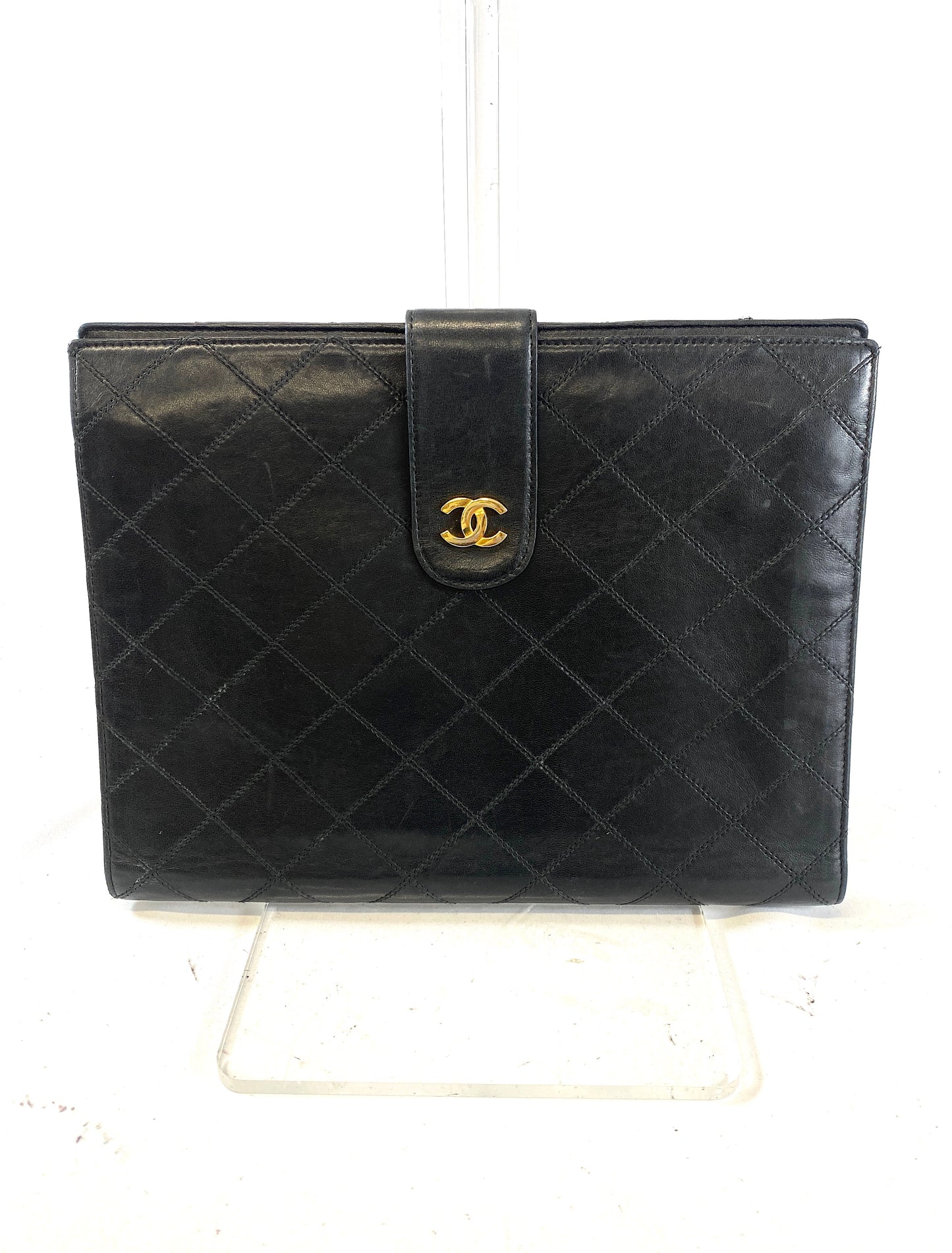 CHANEL Bicolor Clutch Bag Authentic AA614