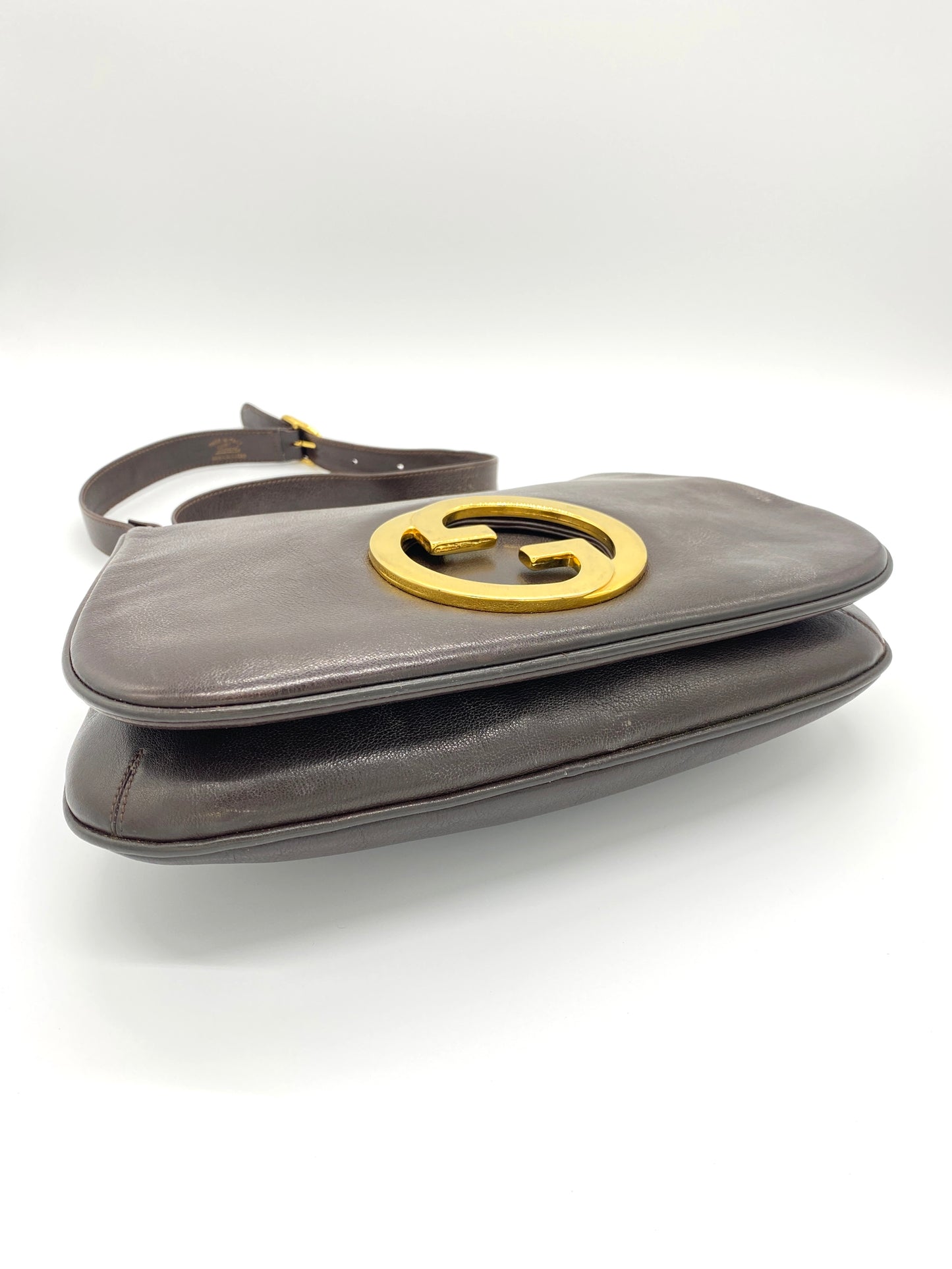 Vintage GUCCI GG Gold Interlocking Shoulder Bag Authentic AA641