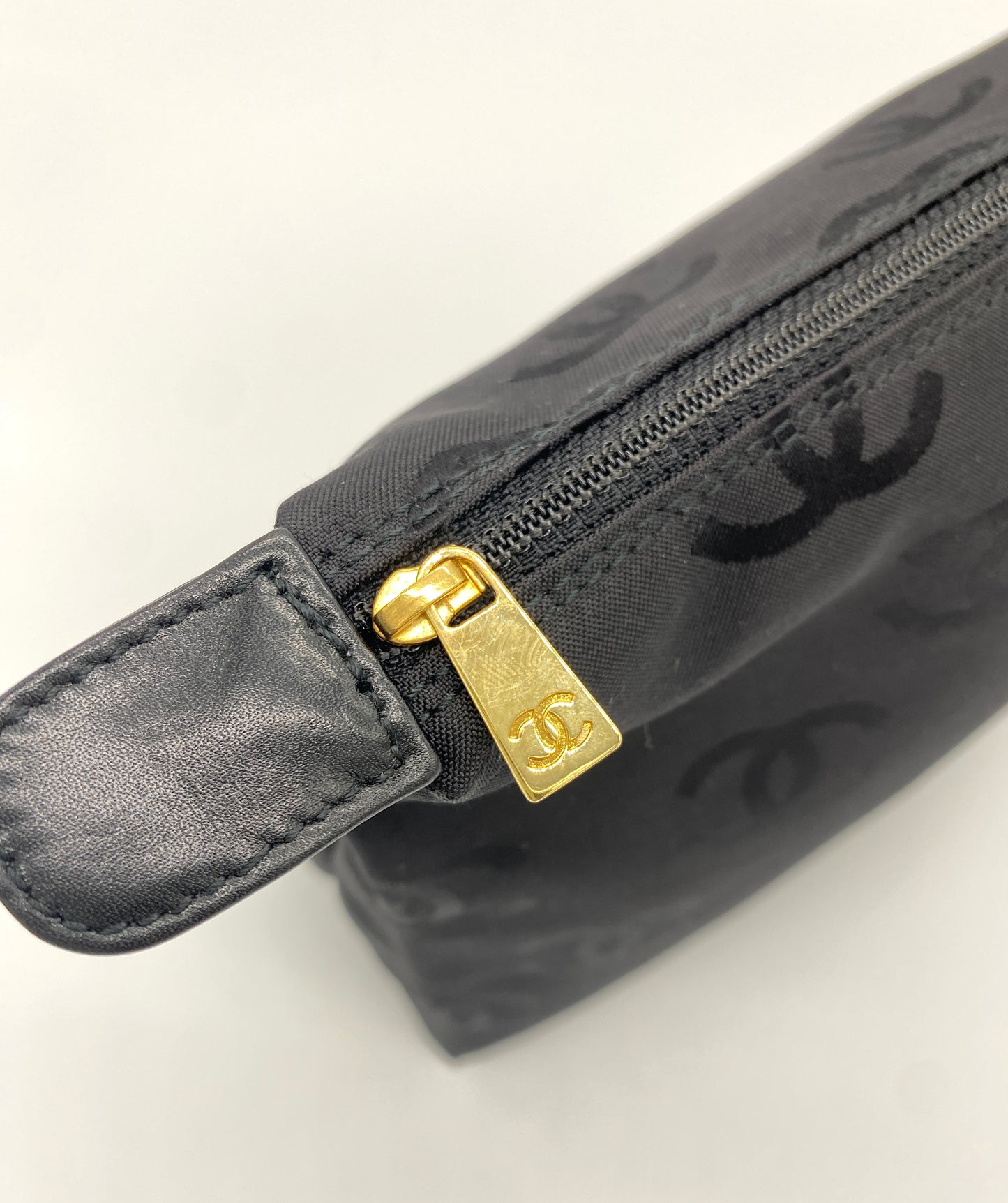 CHANEL Pouch Wild Stitch Bag in Bag Authentic AA648