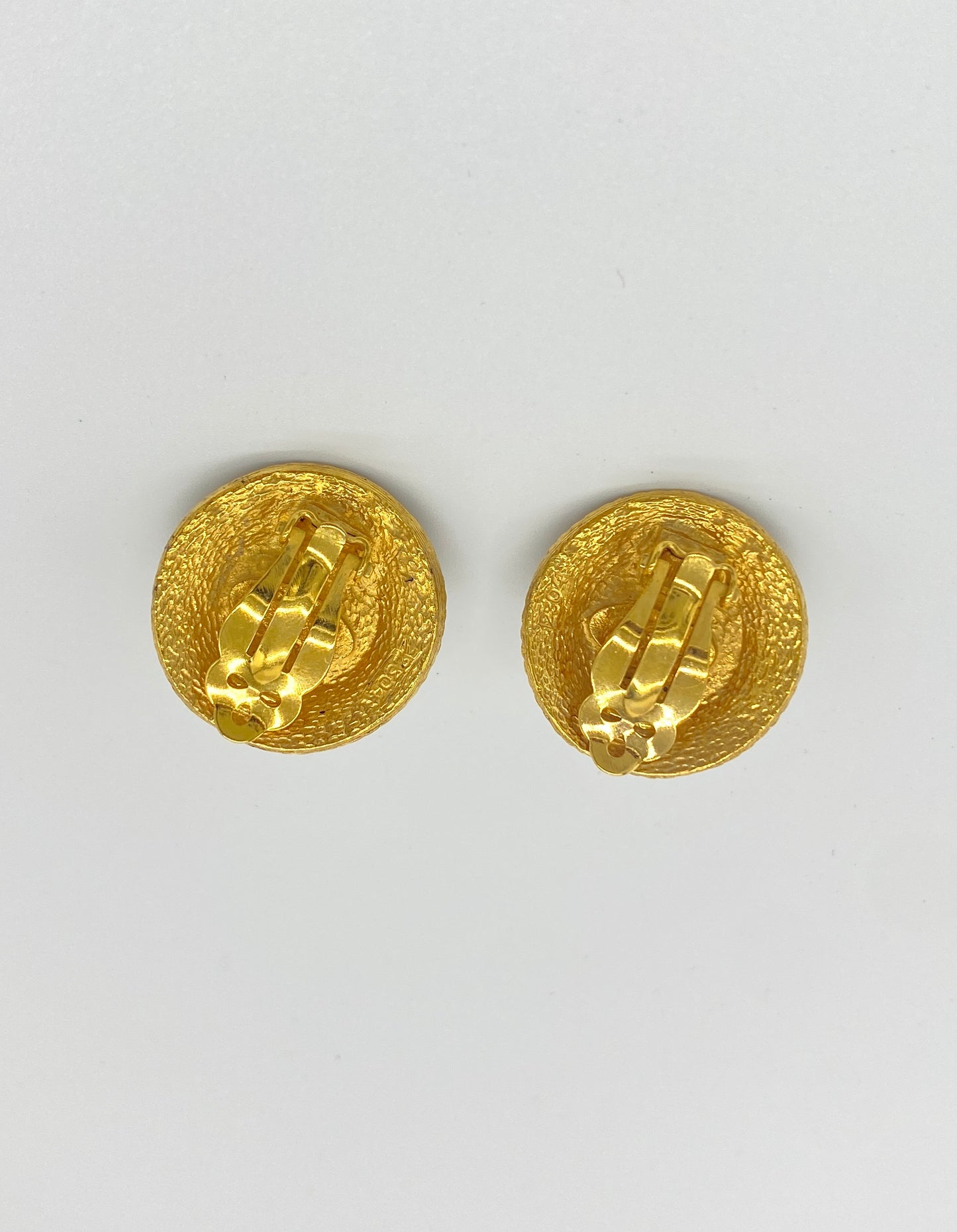 CHANEL Fake Pearl Earrings Authentic AA662