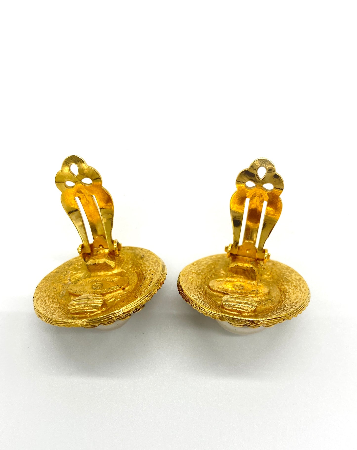 CHANEL Fake Pearl Earrings Authentic AA662