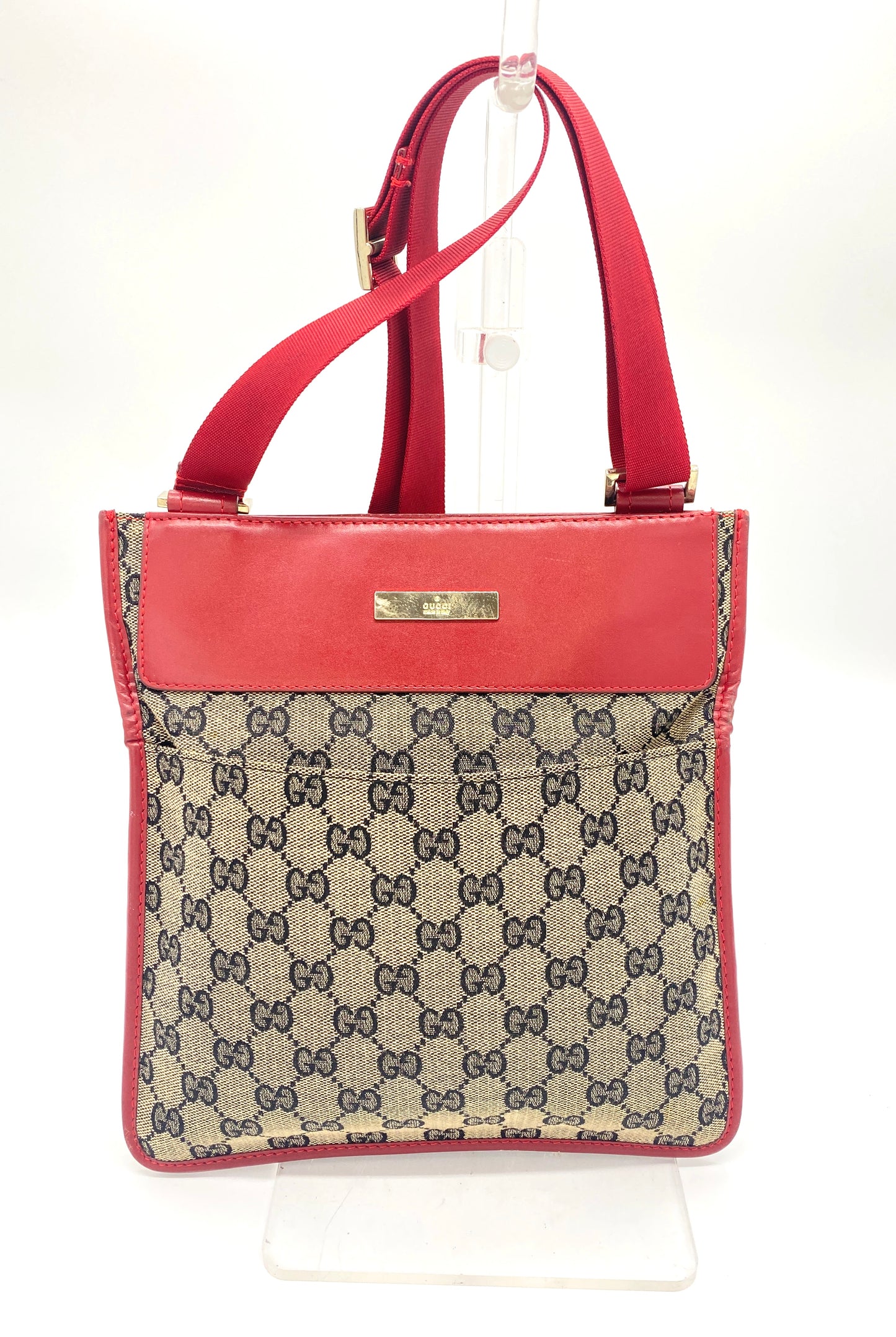GUCCI GG Canvas Shoulder Bag Red Authentic AA672