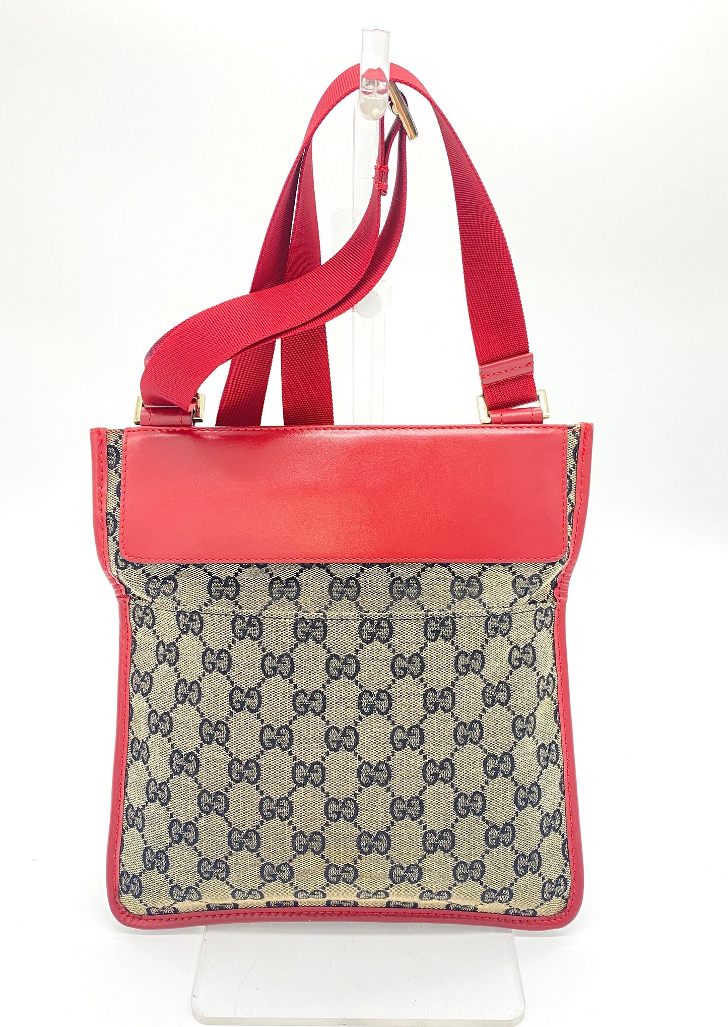 GUCCI GG Canvas Shoulder Bag Red Authentic AA672